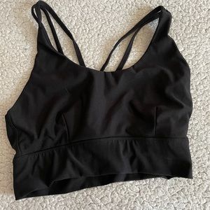 Black sports bra